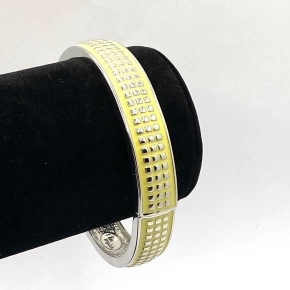 Lia Sophia Bracelet Bangle Stretch Cuff - Picture 1 of 9